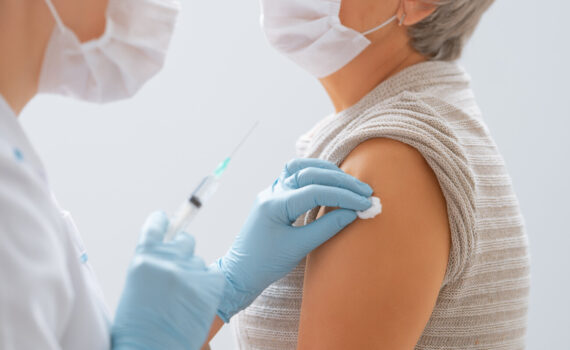 doctor giving a senior woman a vaccination 2021 08 30 07 47 26 utc